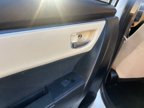 2018 Toyota Corolla LE