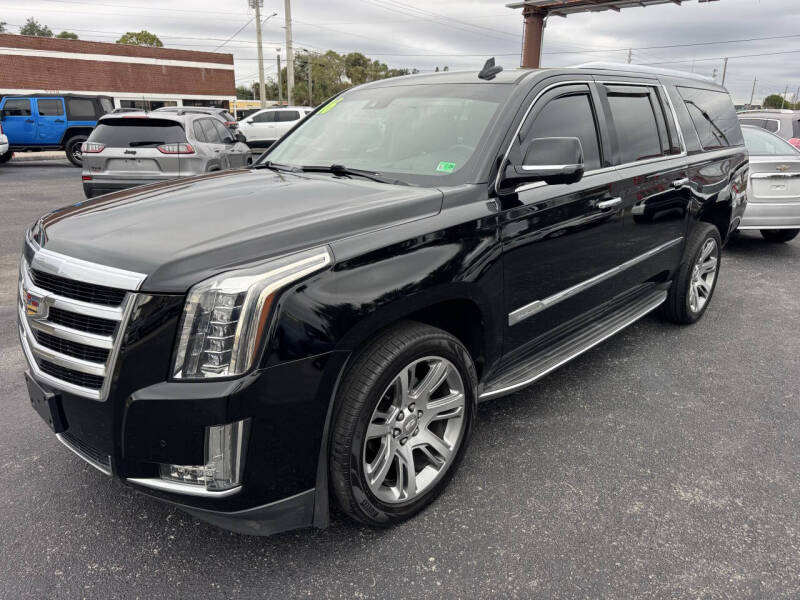 2016 Cadillac Escalade ESV Luxury Collection