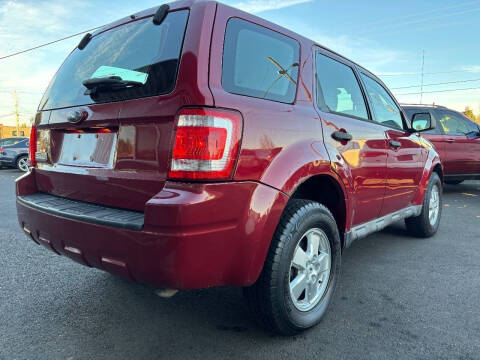 2009 Ford Escape XLS
