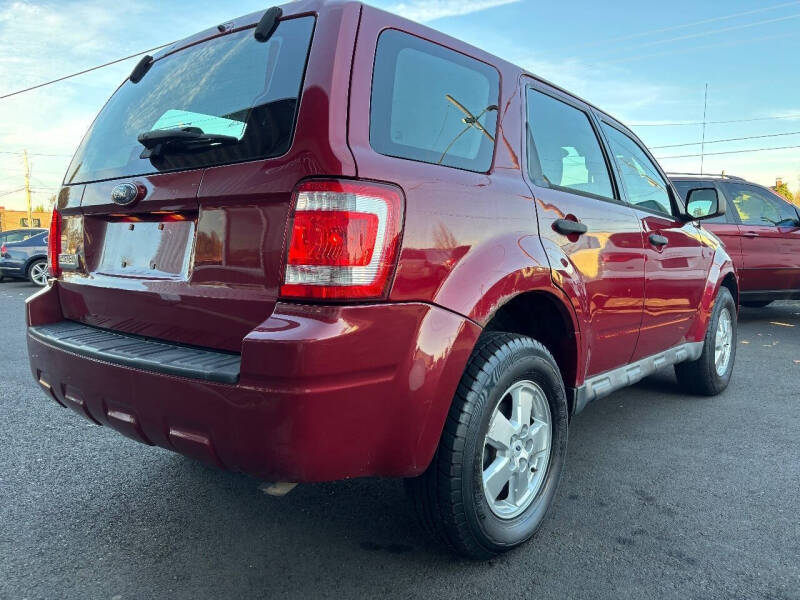 2009 Ford Escape XLS