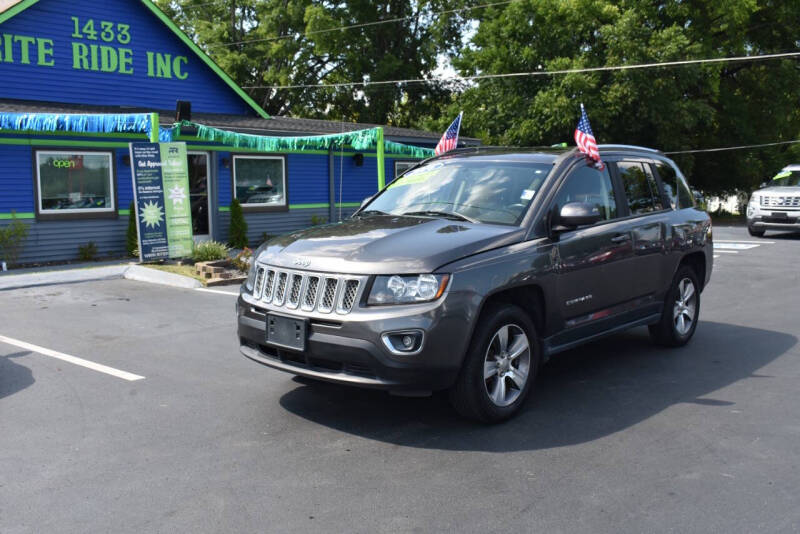 2016 Jeep Compass High Altitude's photo