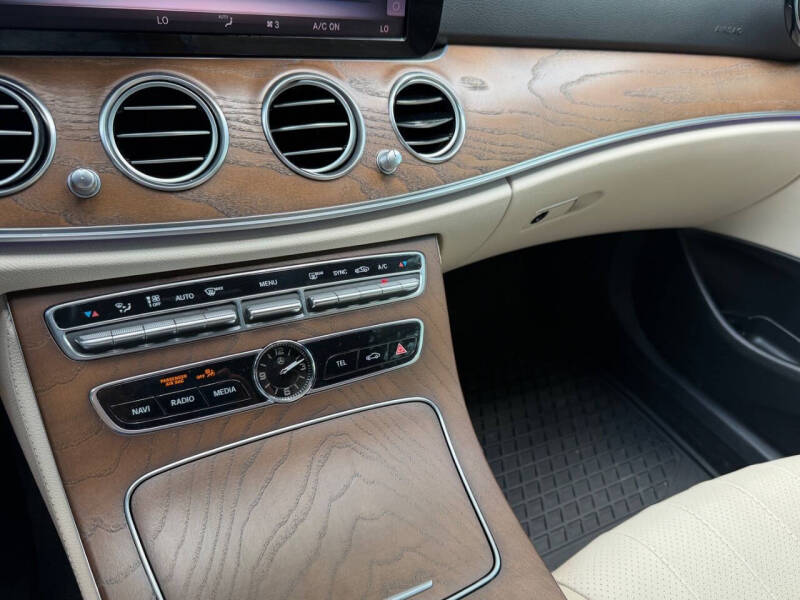 2018 Mercedes-Benz E-Class E 300