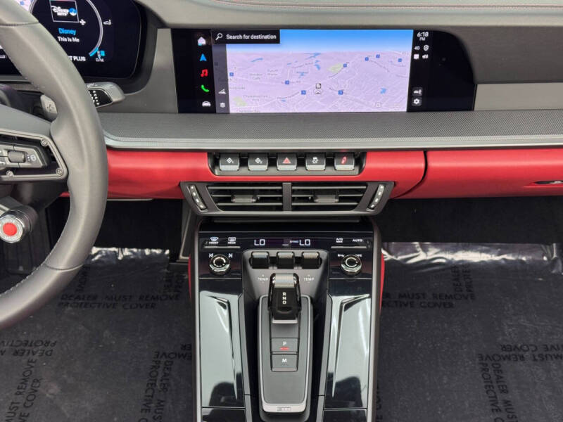 2025 Porsche 911 Carrera