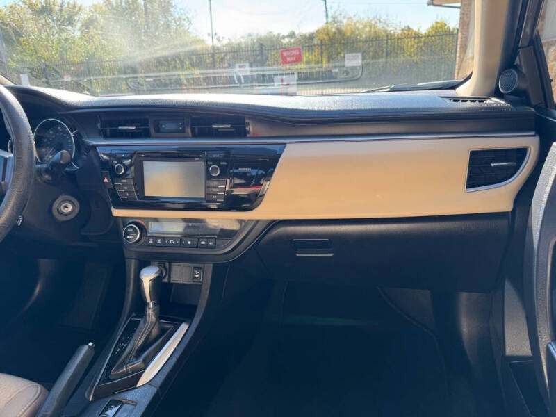 2016 Toyota Corolla LE