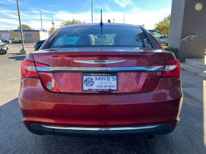 2013 Chrysler 200 Touring