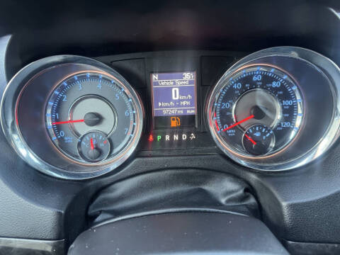 2013 Chrysler Town and Country Touring