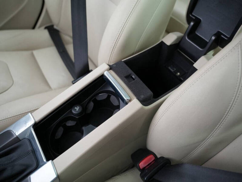 2015 Volvo S60 T5 Drive-E Platinum