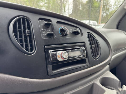2002 Ford E-Series E-350 SD XLT