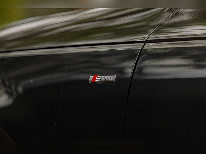 2019 Audi A4 quattro Premium Plus 45 TFSI