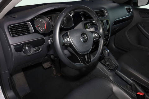 2017 Volkswagen Jetta 1.8T SEL