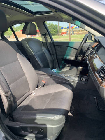 2007 BMW 5 Series 525i