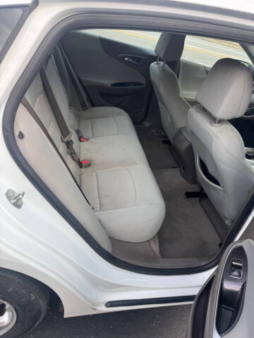 2016 Chevrolet Malibu LS