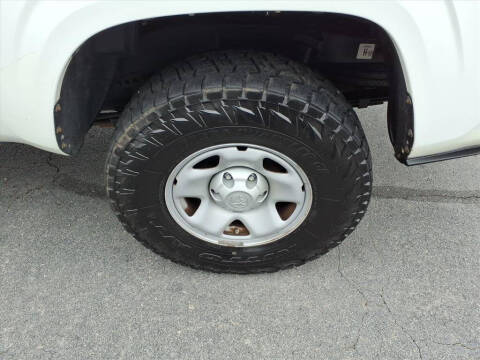 2019 Toyota Tacoma SR