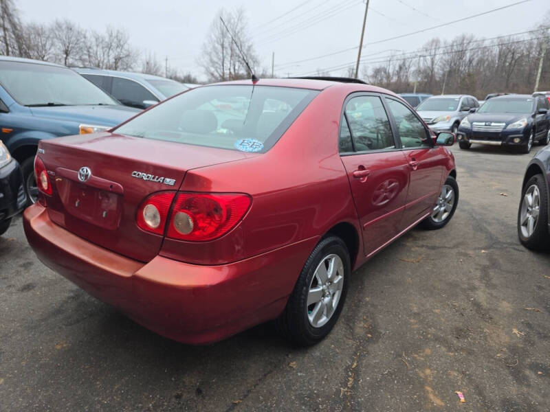 2005 Toyota Corolla LE