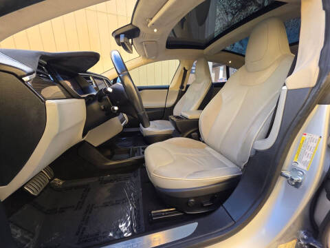 2014 Tesla Model S