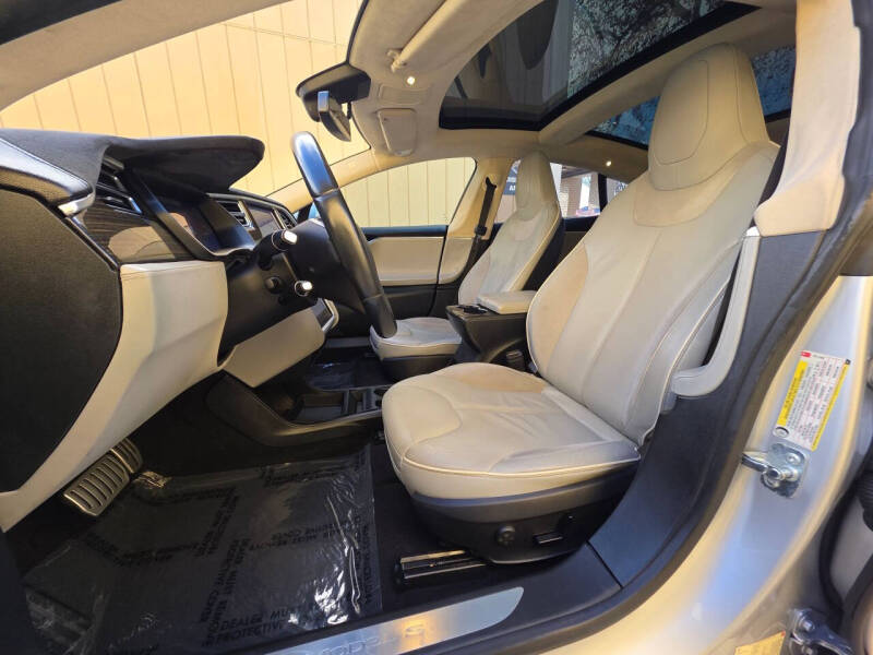 2014 Tesla Model S