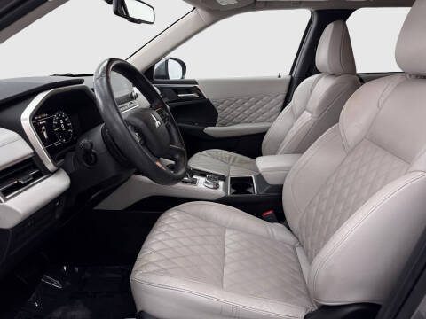2022 Mitsubishi Outlander SEL