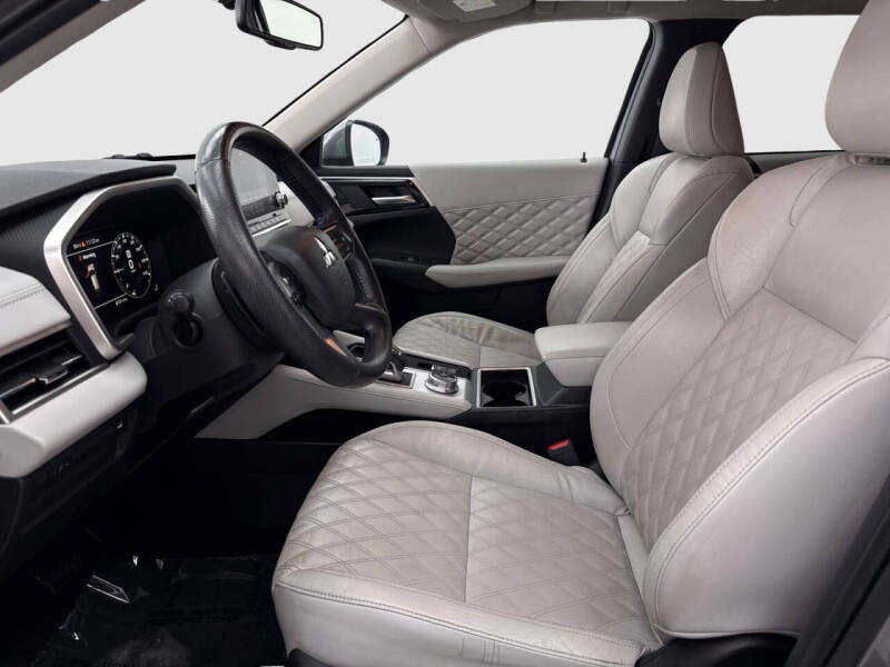 2022 Mitsubishi Outlander SEL