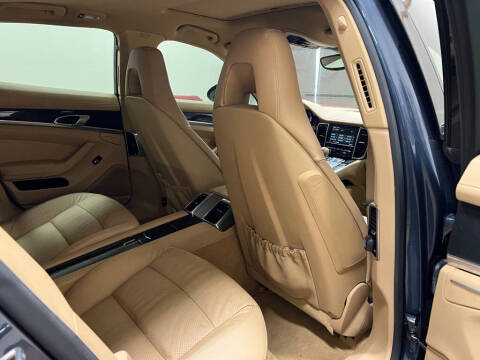 2014 Porsche Panamera