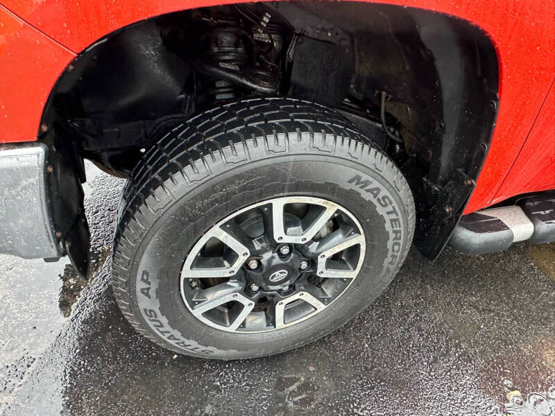 2016 Toyota Tundra SR5