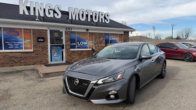 2019 Nissan Altima for sale at Kings Motors in Dayton, OH