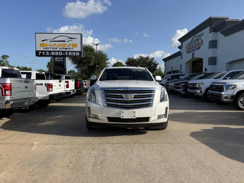 2017 Cadillac Escalade Platinum