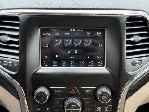 2021 Jeep Grand Cherokee Laredo E