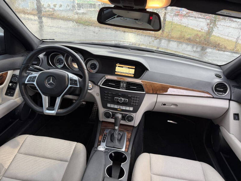 2012 Mercedes-Benz C-Class C 250 Sport