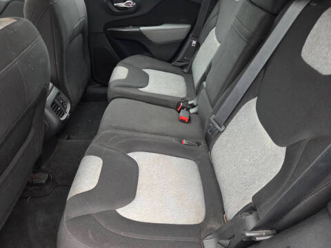 2014 Jeep Cherokee Sport