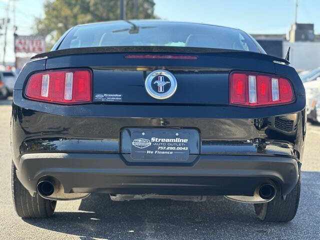 2012 Ford Mustang V6
