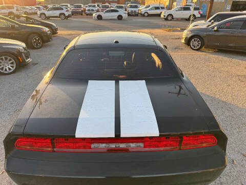 2010 Dodge Challenger SE