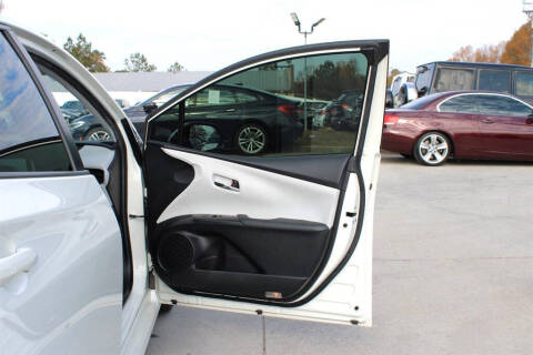 2017 Toyota Prius Three Touring