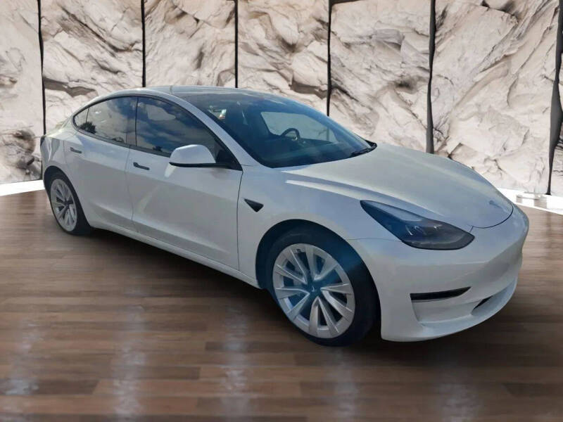 2021 Tesla Model 3 Standard Range Plus