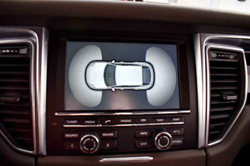 2016 Porsche Macan S