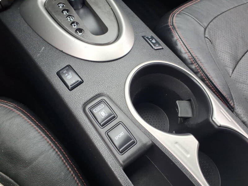 2012 Nissan Rogue SV w/SL Package