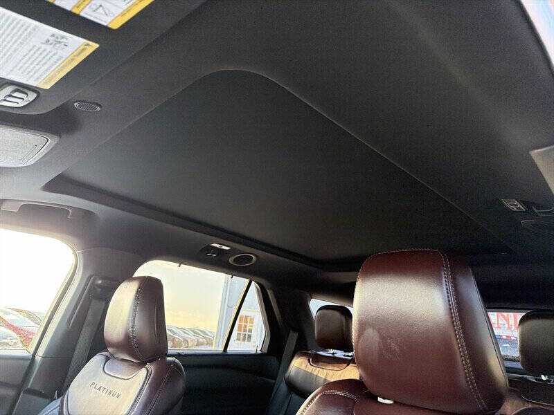 2020 Ford Explorer Platinum