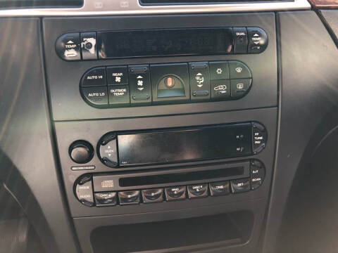 2004 Chrysler Pacifica