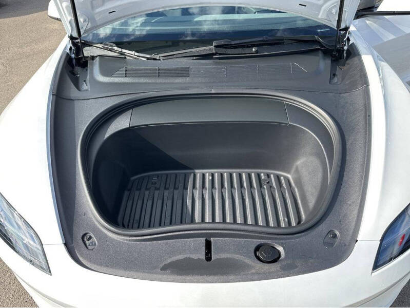 2024 Tesla Model 3 Long Range