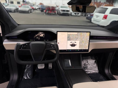 2023 Tesla Model X Plaid