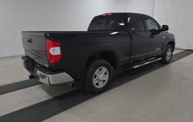 2016 Toyota Tundra SR5