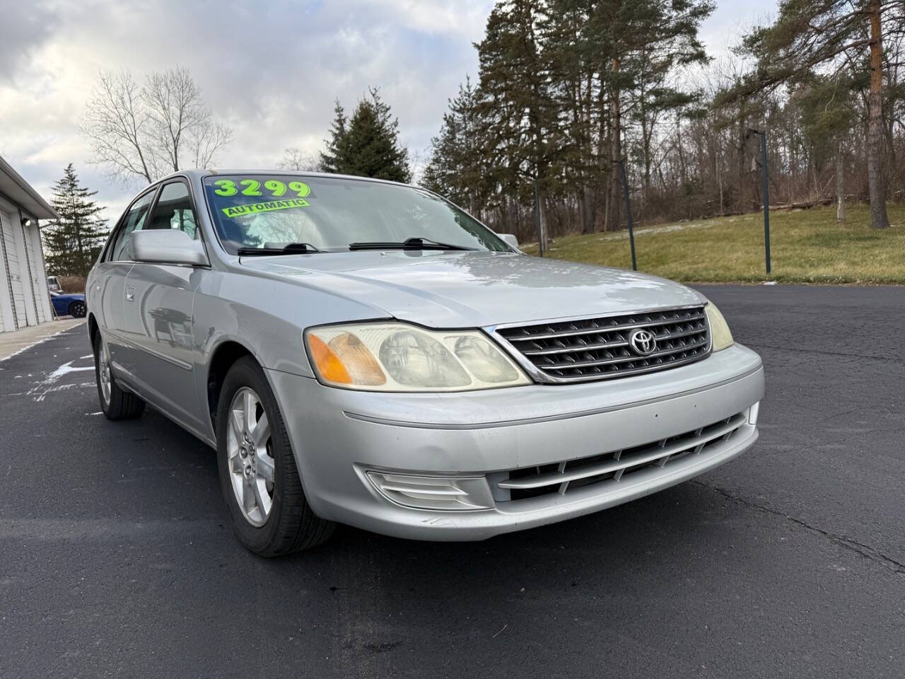 2003 Toyota Avalon for sale at Exclusive Auto Group of Michigan LLC in Lansing, MI