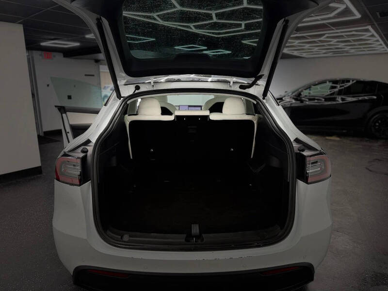 2022 Tesla Model Y Long Range