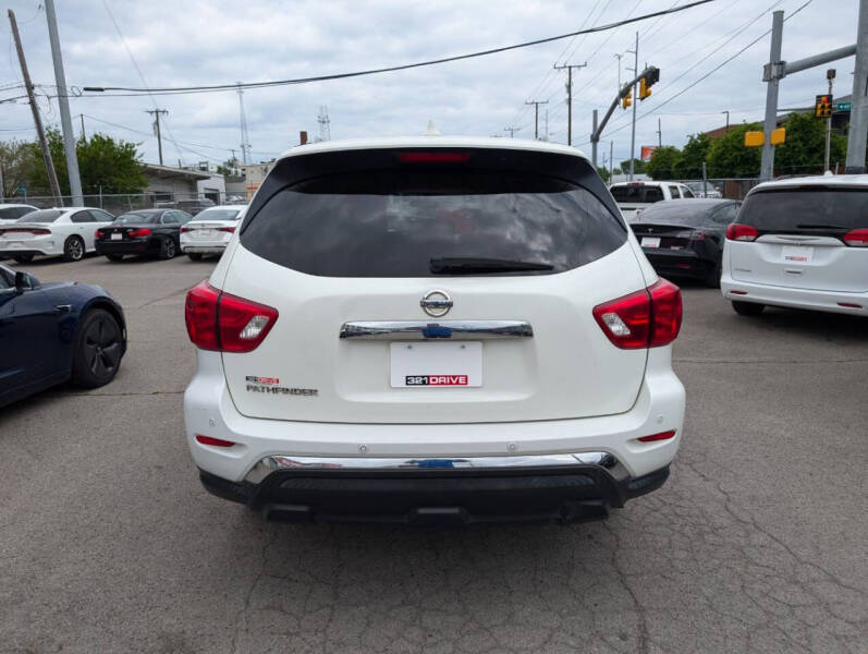 2020 Nissan Pathfinder S