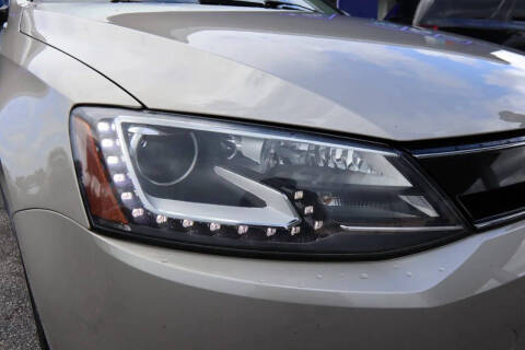 2013 Volkswagen Jetta Hybrid SEL Premium