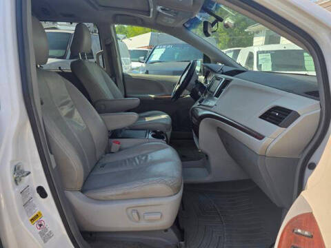 2013 Toyota Sienna