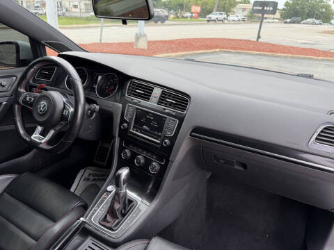 2016 Volkswagen Golf GTI SE