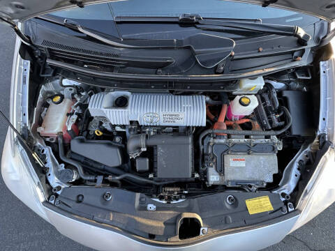 2012 Toyota Prius Two