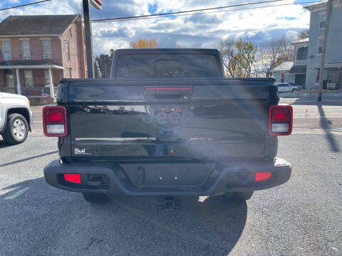2022 Jeep Gladiator Altitude