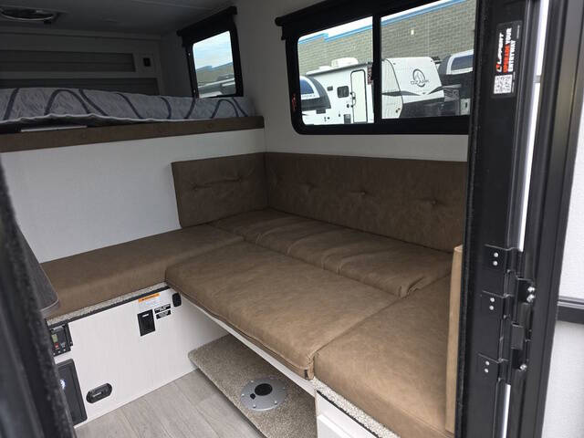 2026 Palomino BACKPACK OVE HS780