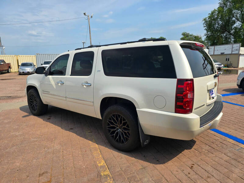 2014 Chevrolet Suburban LTZ